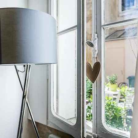Apartament With A Courtyard In The Center Bordeaux